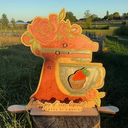 Robot de cuisine peint à la main